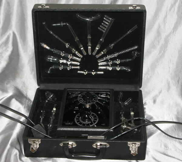 Stunning 16pc Fluvita Violet Wand